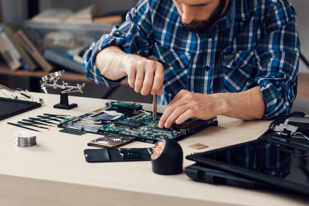Why Do You Need Best Laptop Repair Services?