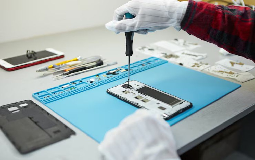 Oppo Speaker Replacement in Whangarei: Should You Repair or Replace Your Phone?